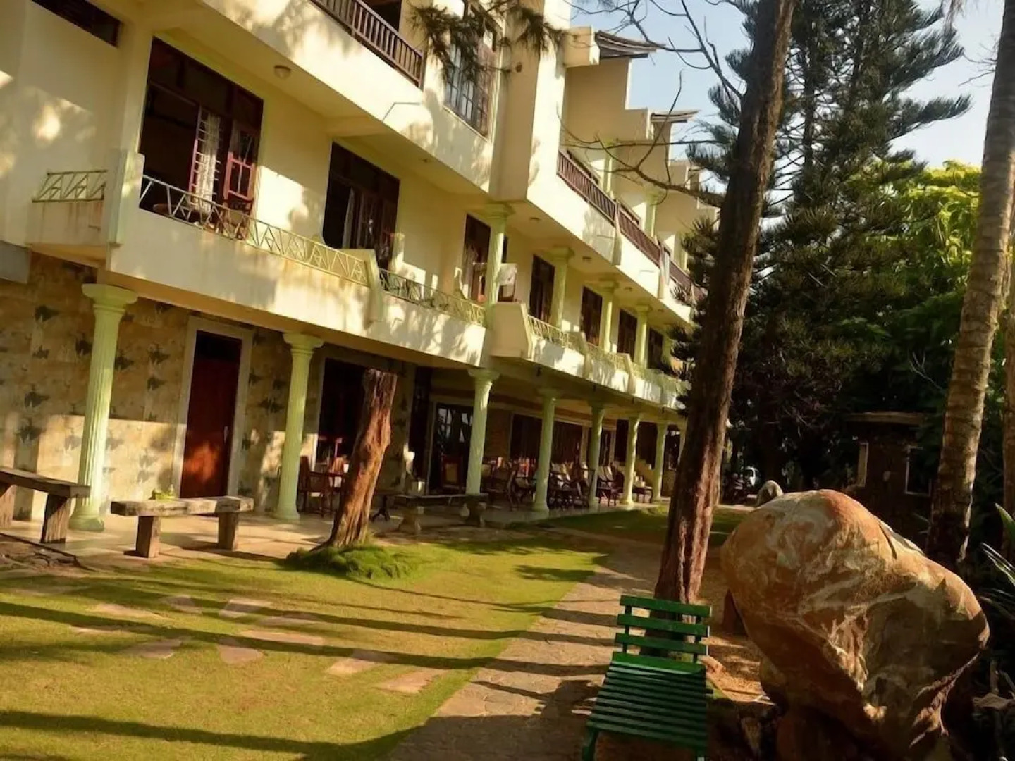 Time N Tide Beach Resort