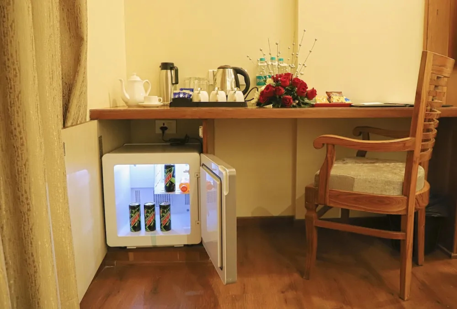 Sai Neem Tree Hotel