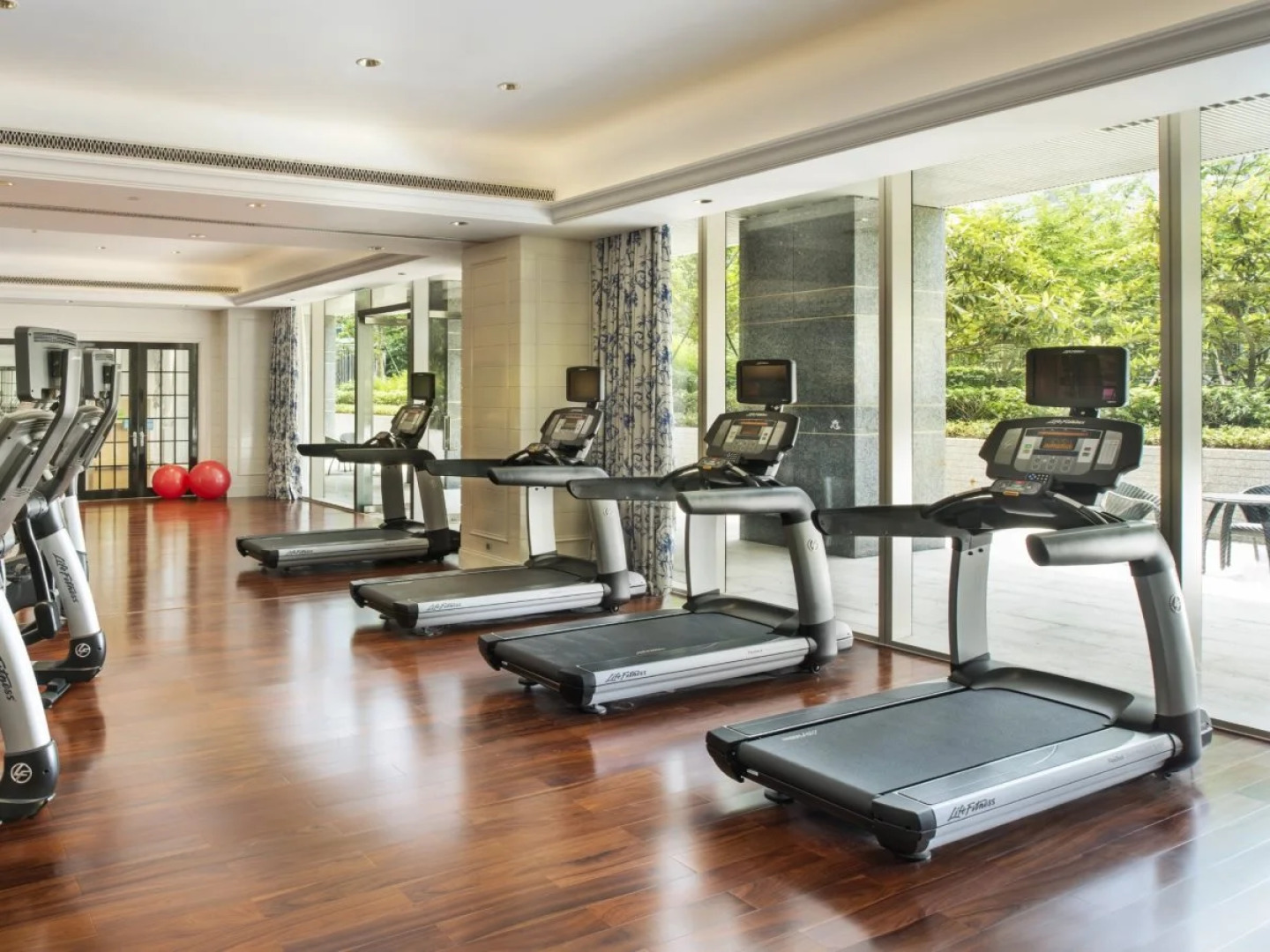 The Azure Qiantang, a Luxury Collection Hotel, Hangzhou