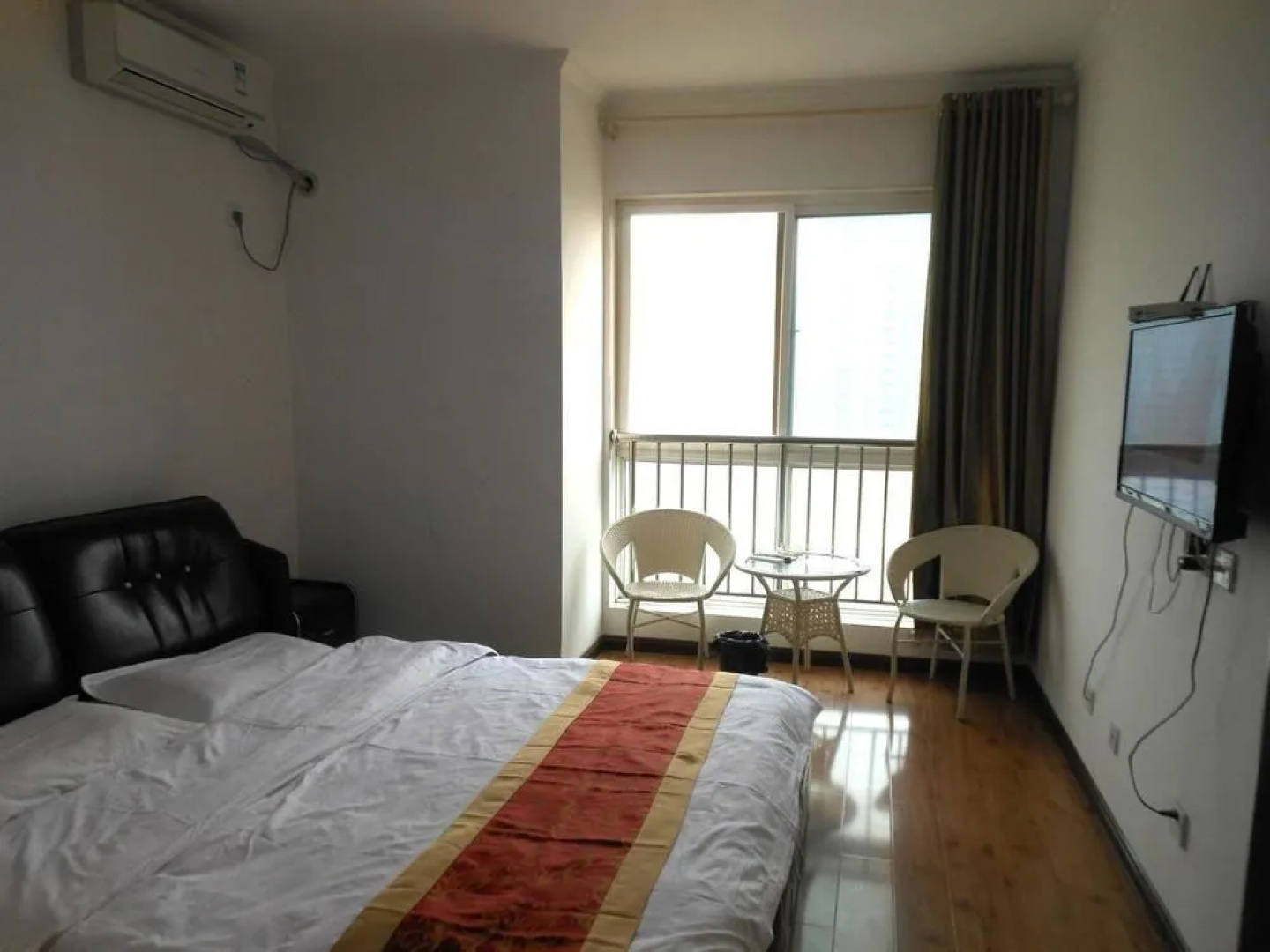 Xi'an Yilian Apartment Hotel