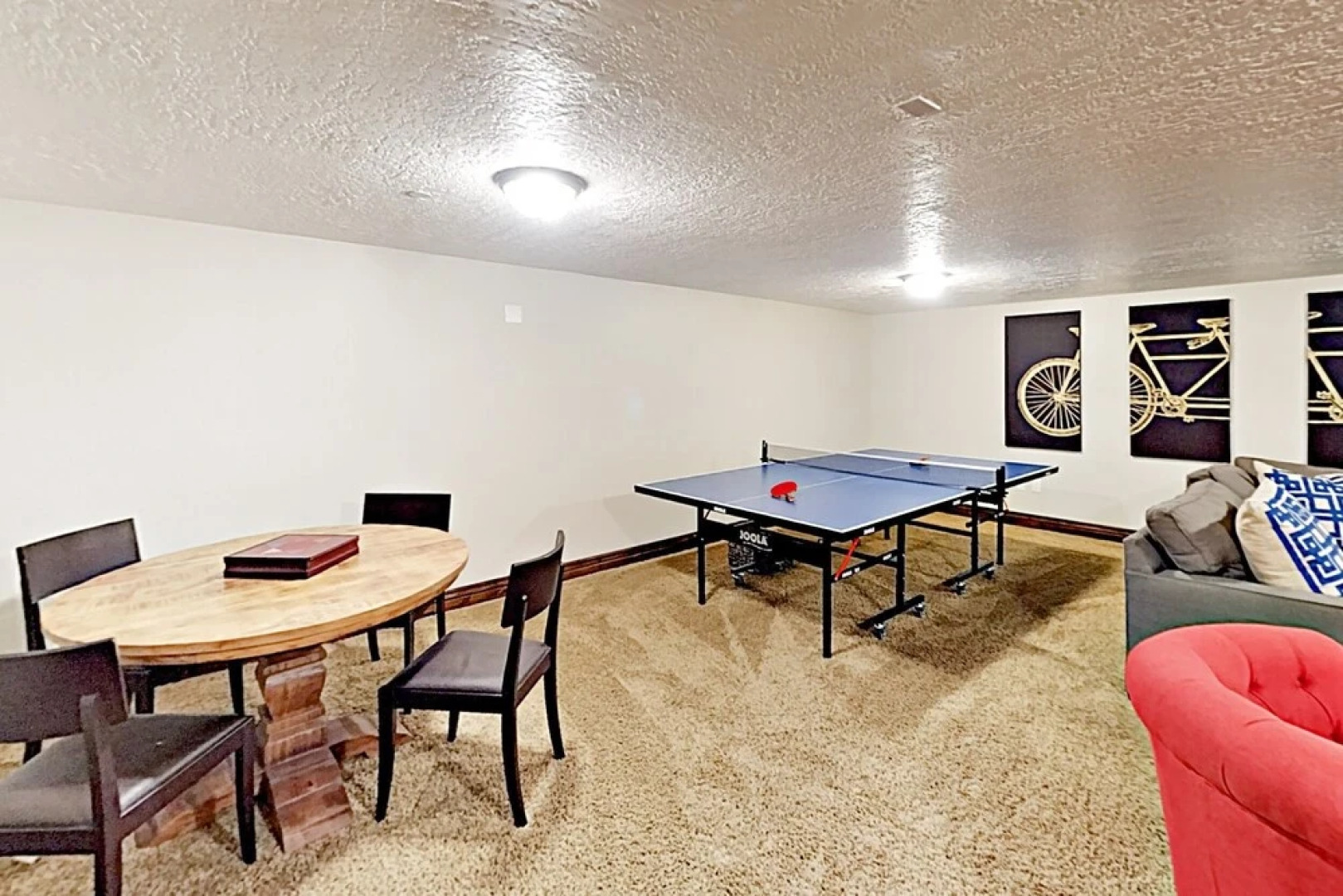 Big Townhome W/ Hot Tub, Views, 3 Living Rooms 5 Bedroom Townhouse