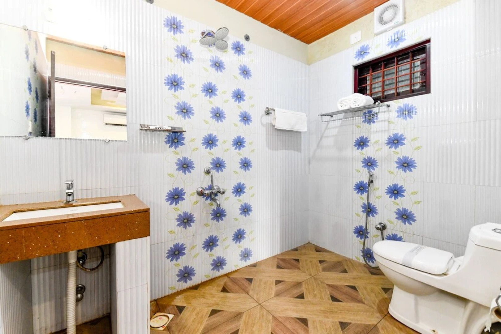 Jk Lodging by OYO Rooms