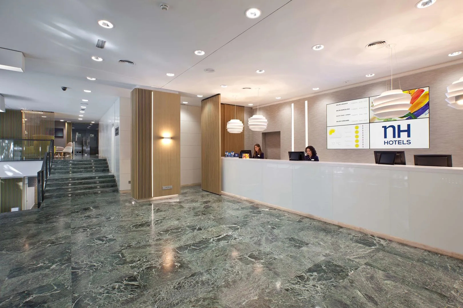 Отель NH Madrid Ventas