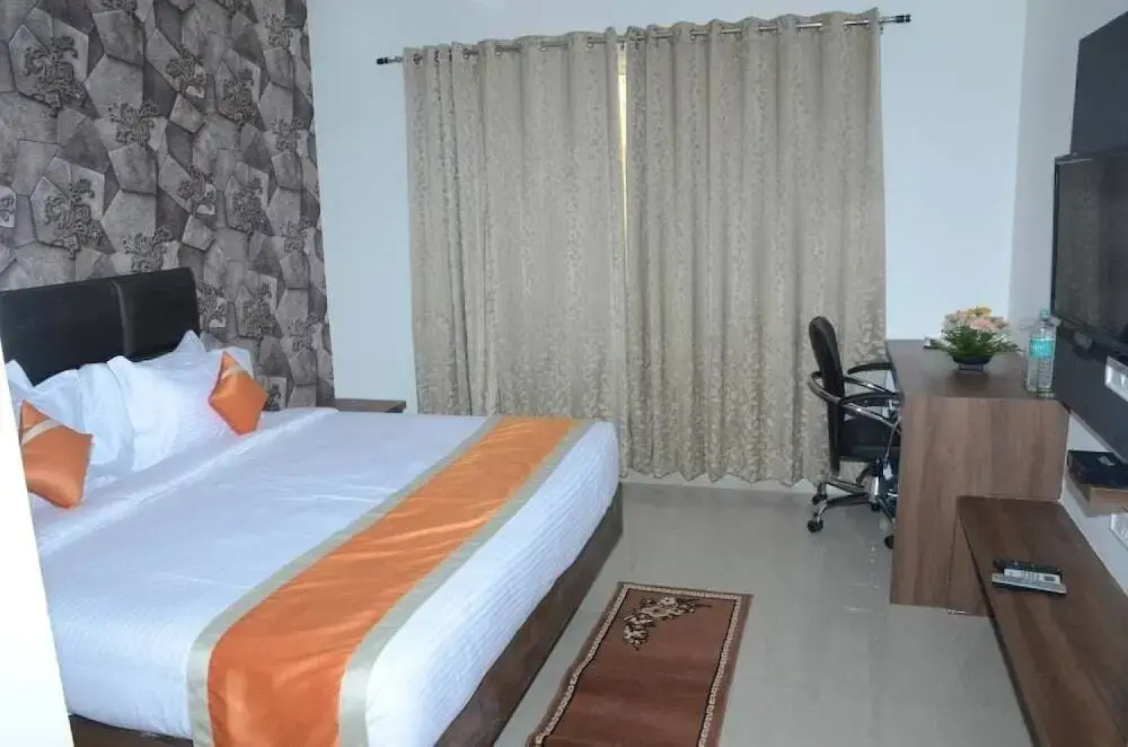 Kyan Clarks Inn Sultanpur