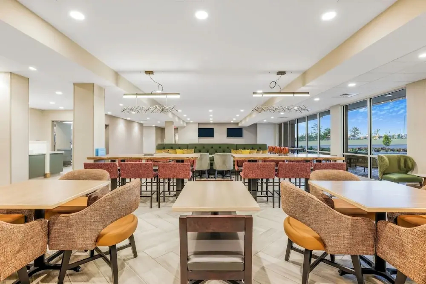 Home2 Suites Hilton Aurora Medical Center
