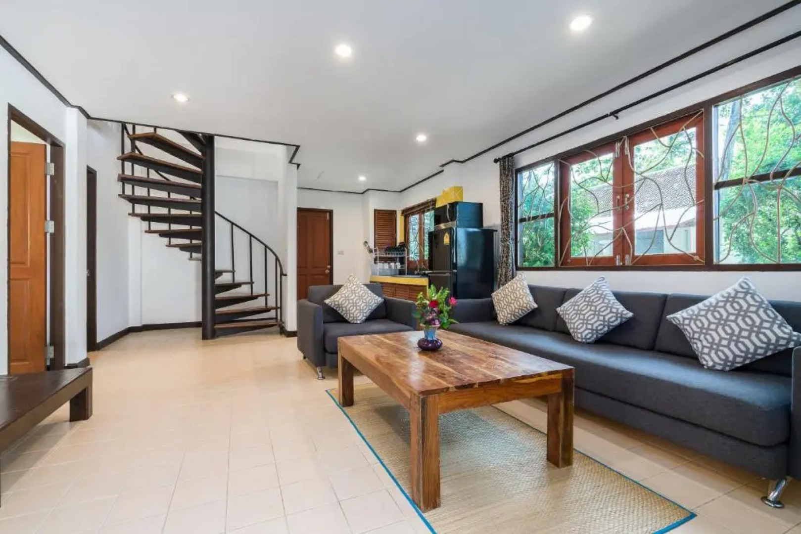 Chaweng Lakeview Residence