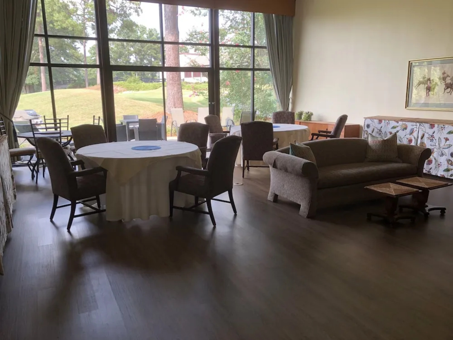 The Inn at Houndslake