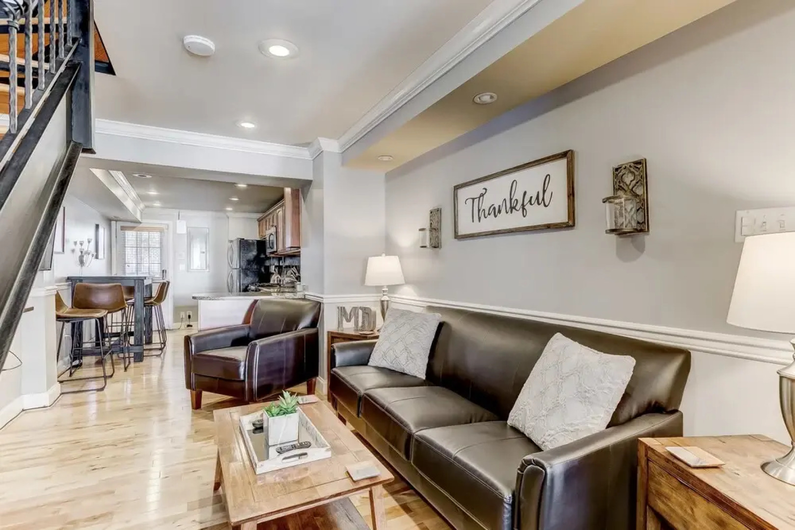 Upscale Home W/rooftopdeck&parking Near Stadiums