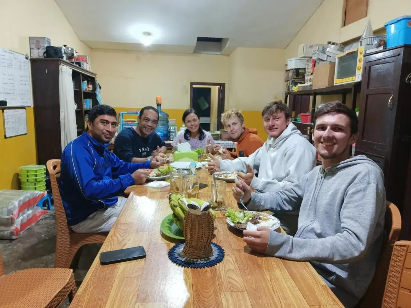 Chacha Guest House & Dormitory