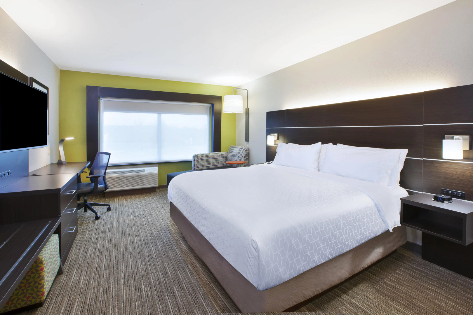 Holiday Inn Express & Suites Parkersburg East by IHG