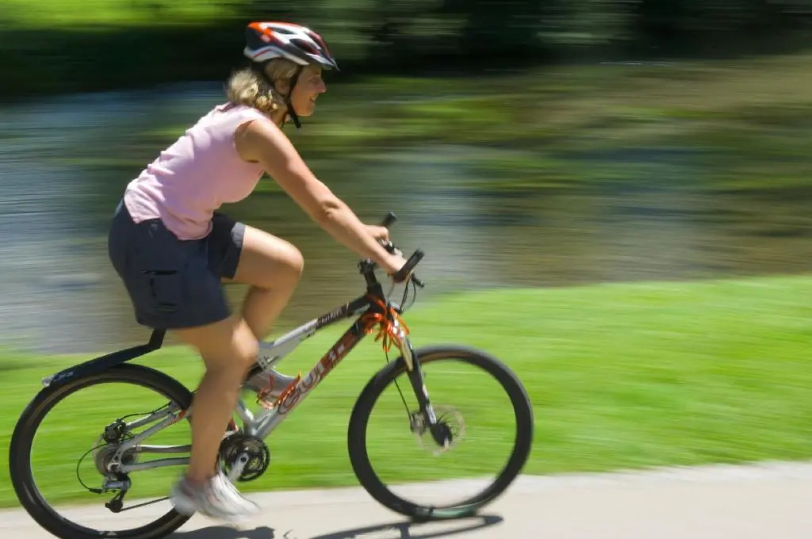 Wintertraum im Allgäu Alpine und Deluxe Sonnenwinkel, 4 Sterne Klassifiziert, WLAN gratis, großer Balkon mit Bergsicht, ruhig und doch zentral gelegen, tolle neu renovierte Ferienwohnung mit separaten Schlafzimmer, Brötchenservice, Hunde auf Anfrage