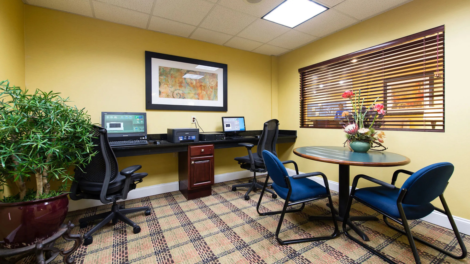 Holiday Inn Express & Suites Columbia-I-26 @ Harbison Blvd by IHG