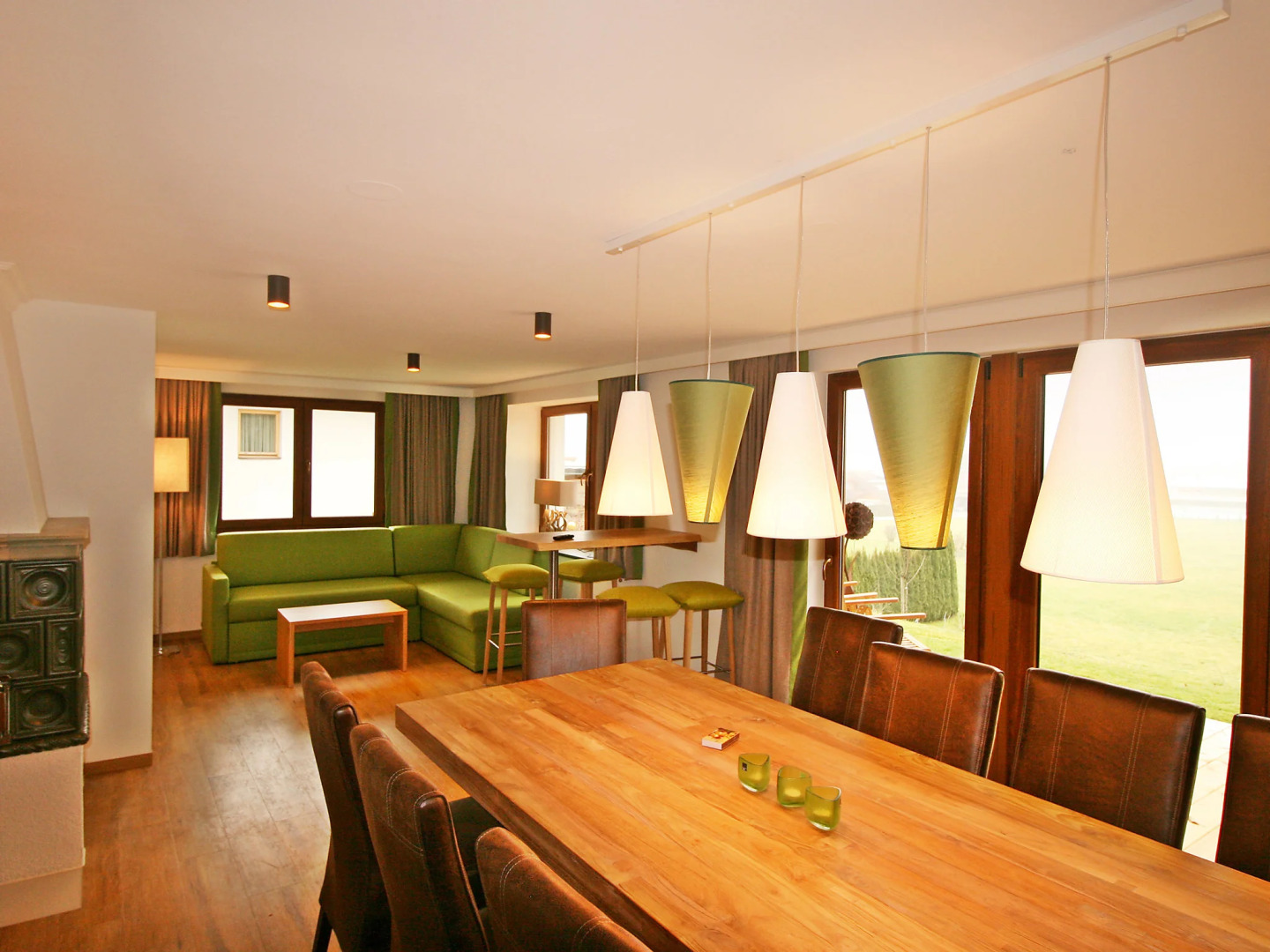 Holiday Home Happy