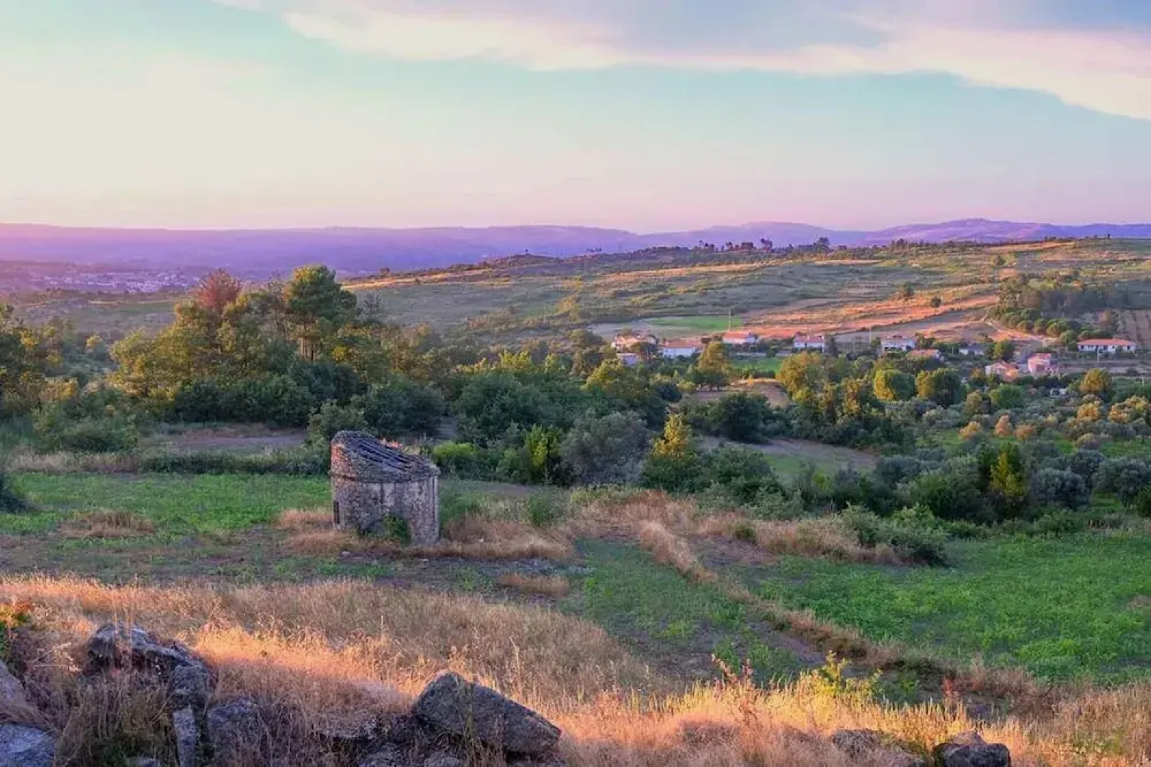 2Br Serra da Estrela Escape-cheese & Wine, Parking