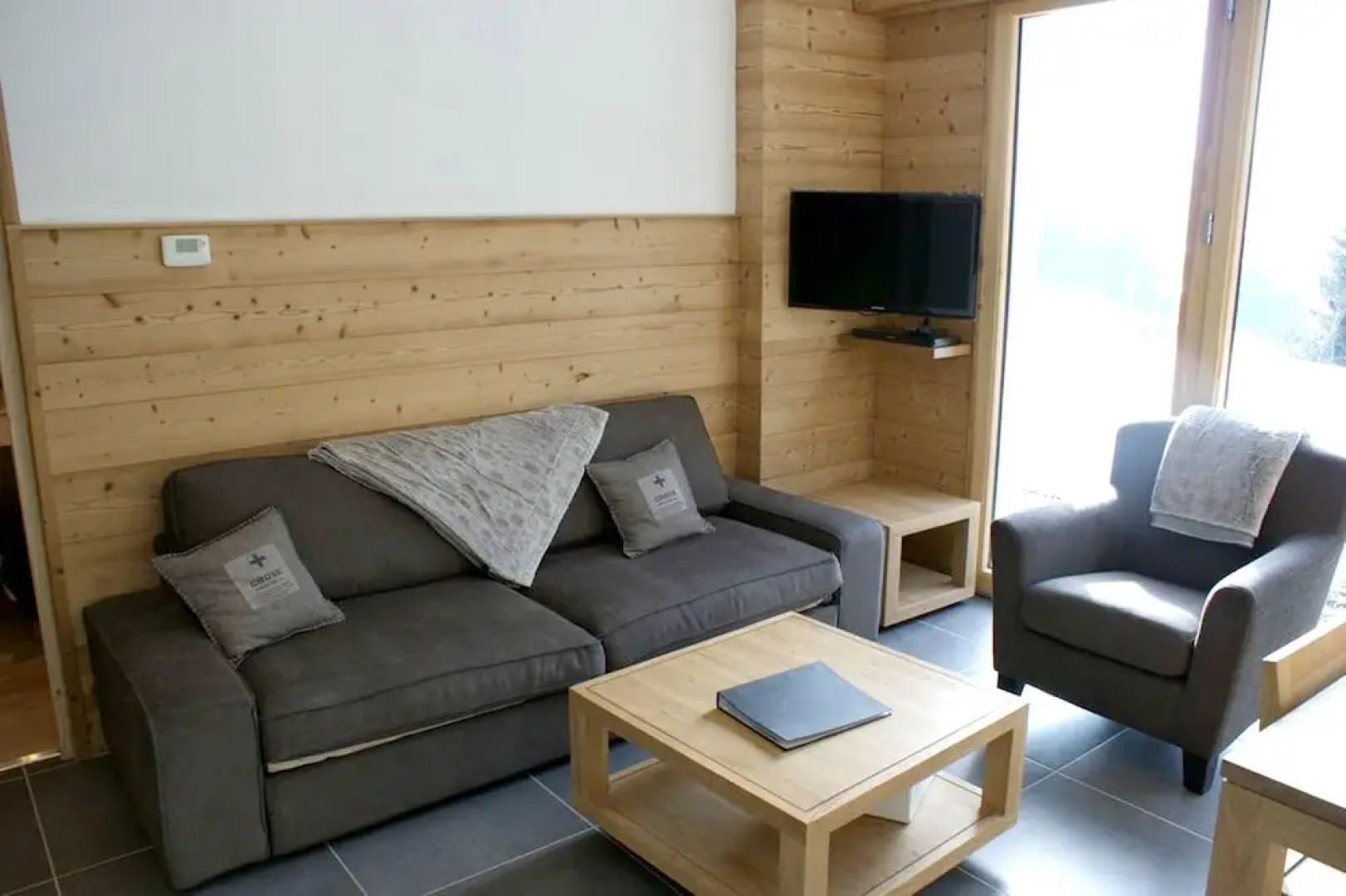 Apartment with One Bedroom in Les Gets, with Wonderful Mountain View, Furnished Garden And Wifi - 50 M From the Slopes