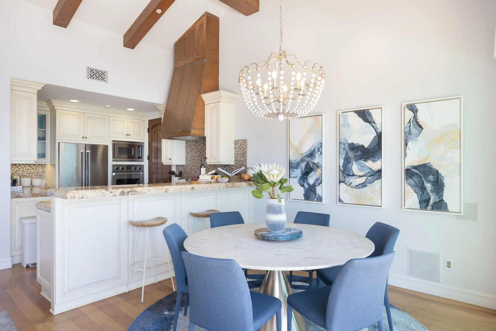 Malibu Beach House Bliss by Avantstay Beachfront + Private Beach Access