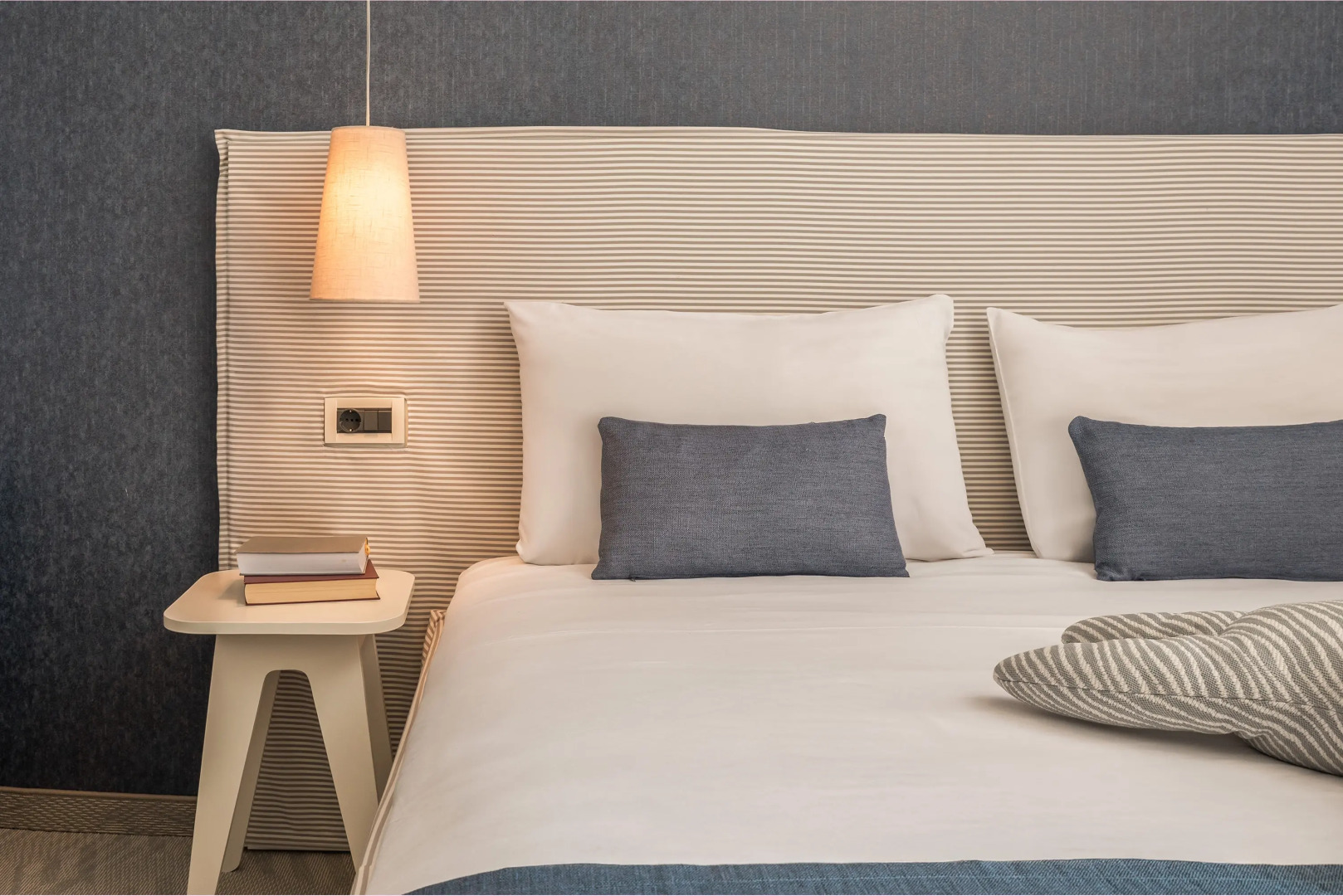 Hotel Feral – Все включено Light