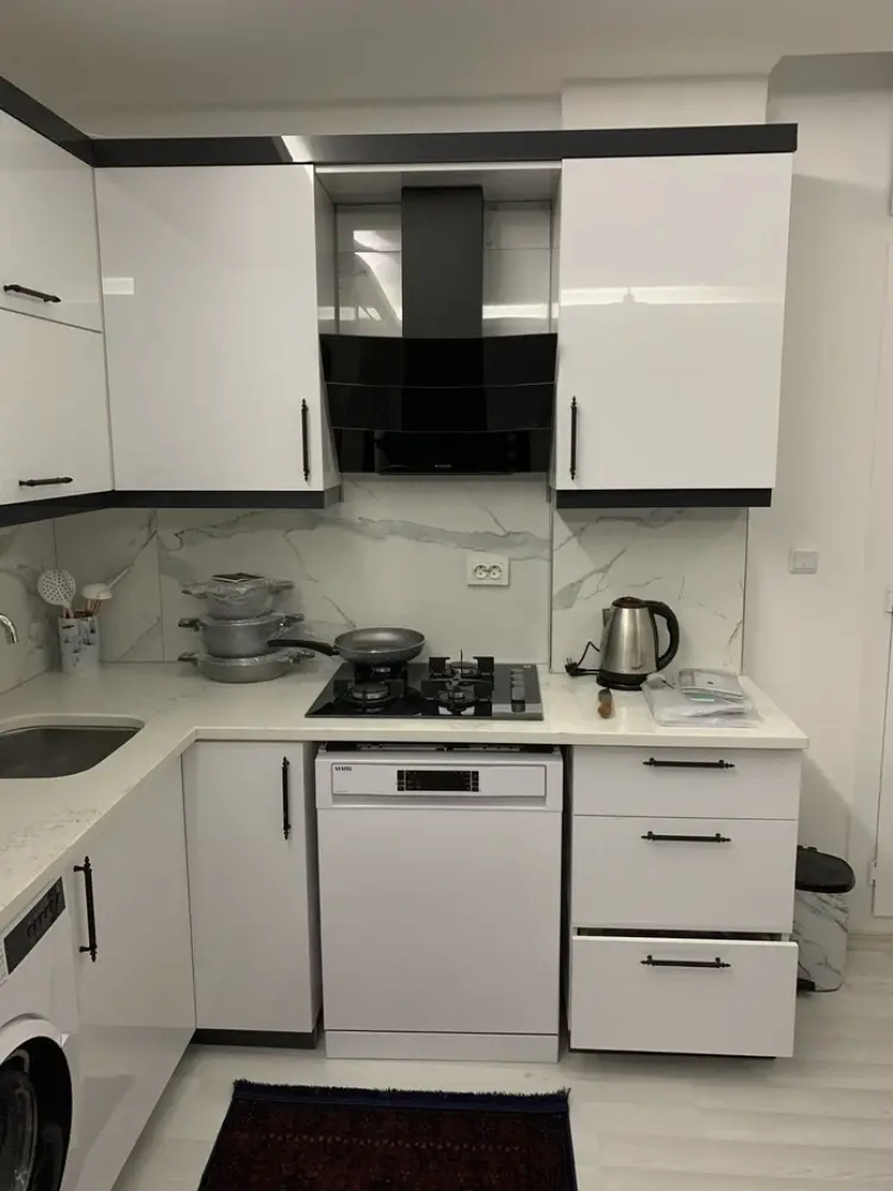 Aslan Apartments