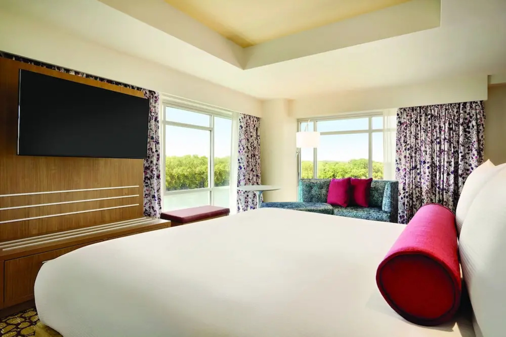 The Landing Hotel at Rivers Casino & Resort