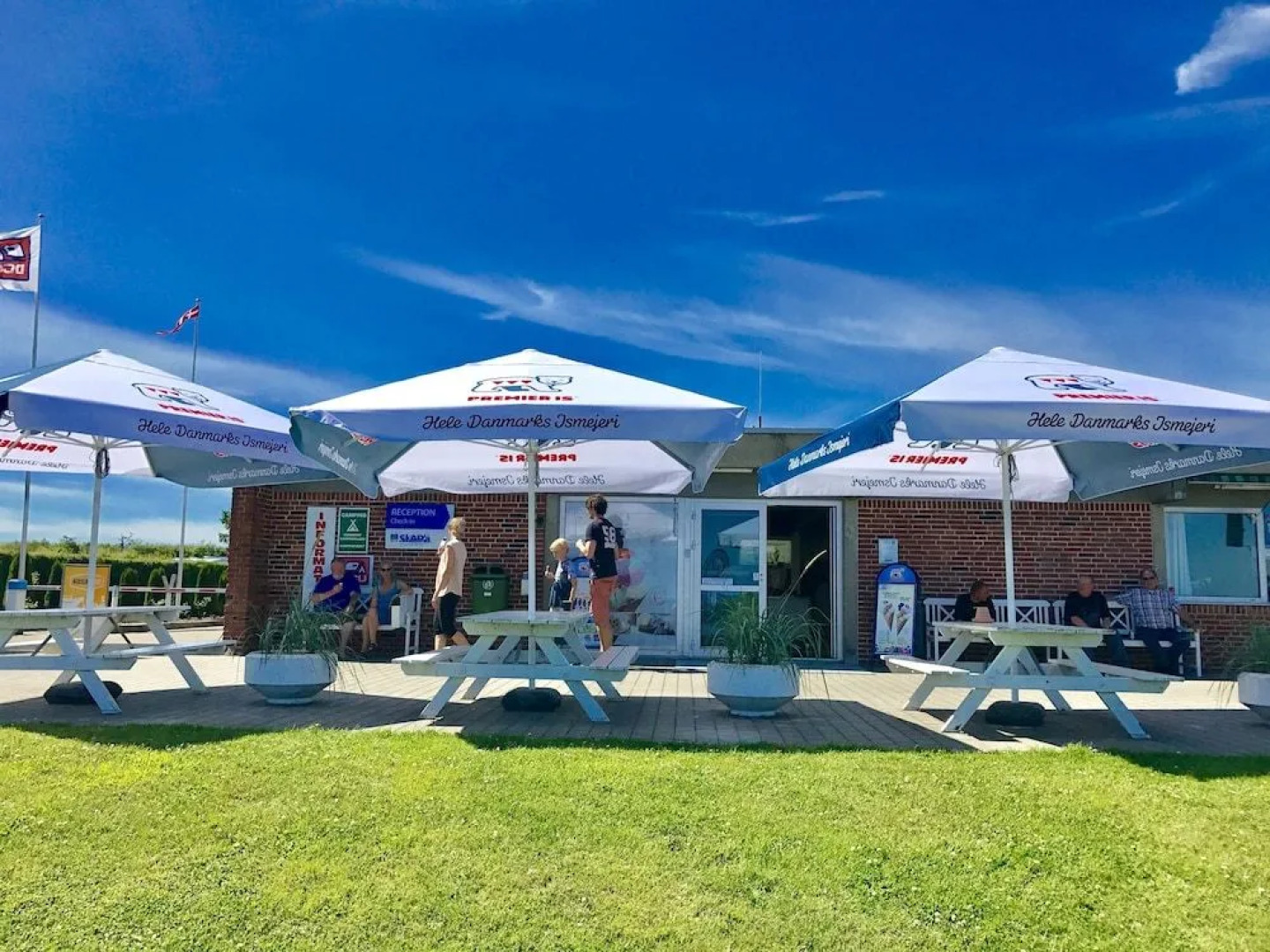 Hygge Strand Camping