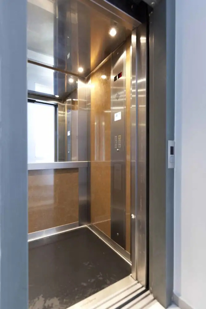 New Stylish apartments near airport