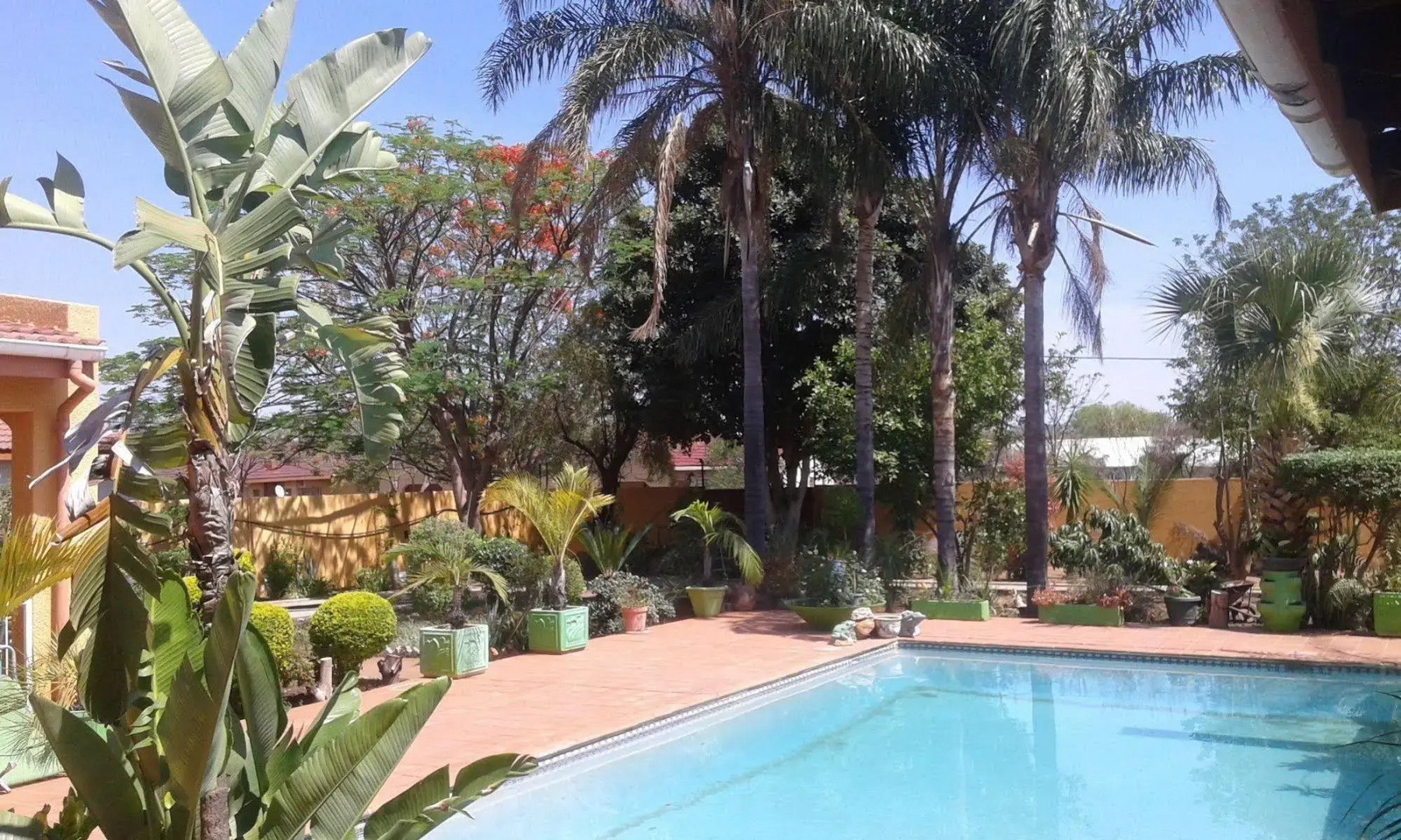 Inca-Rose Guest House