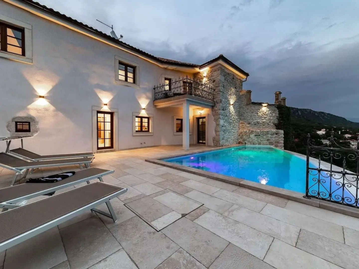 Amazing Villa With Pool, Wellness and Stunning View