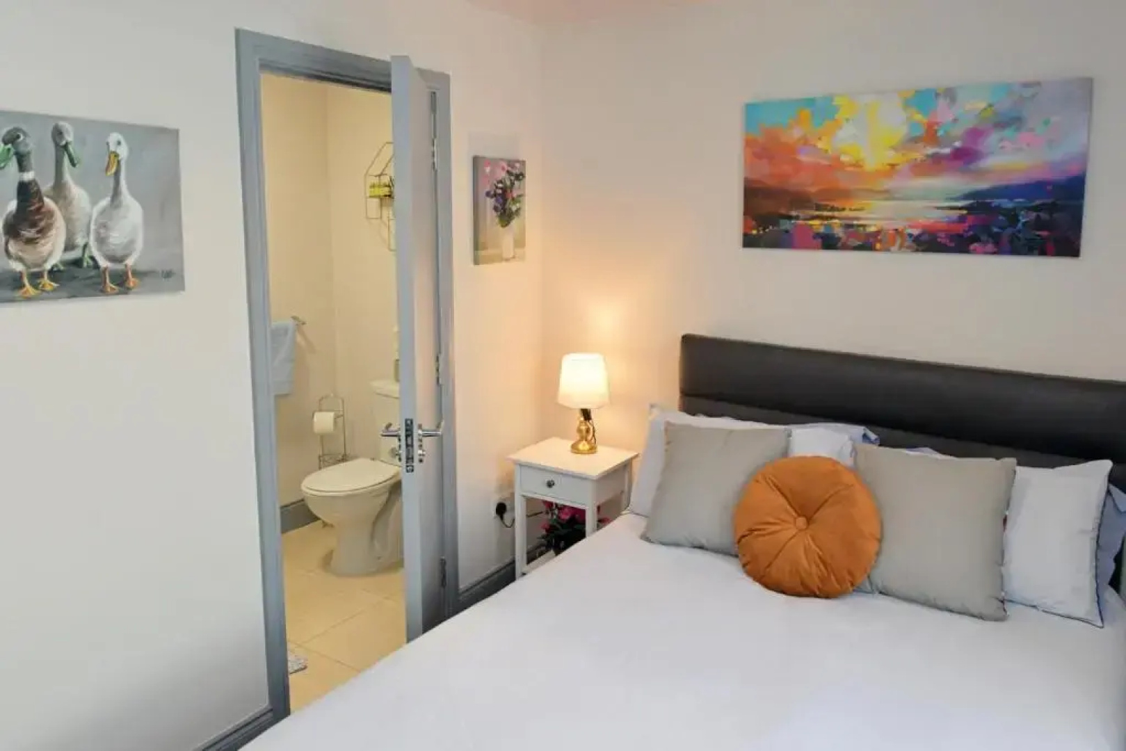 Pier House Room 1