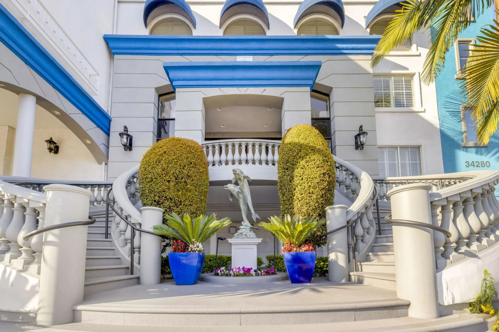 Best Western Plus Marina Shores Hotel