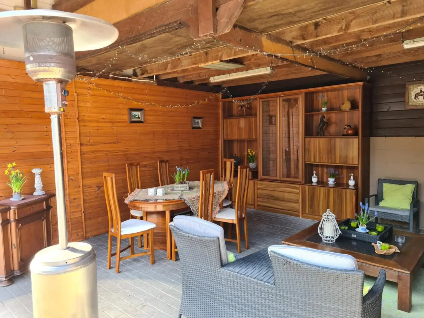 King of Gold Stables appartement met stalling voor 5 paarden