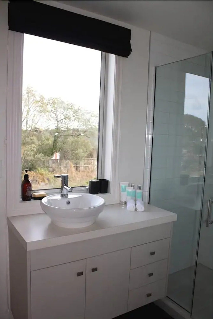 Country Lane Gardens