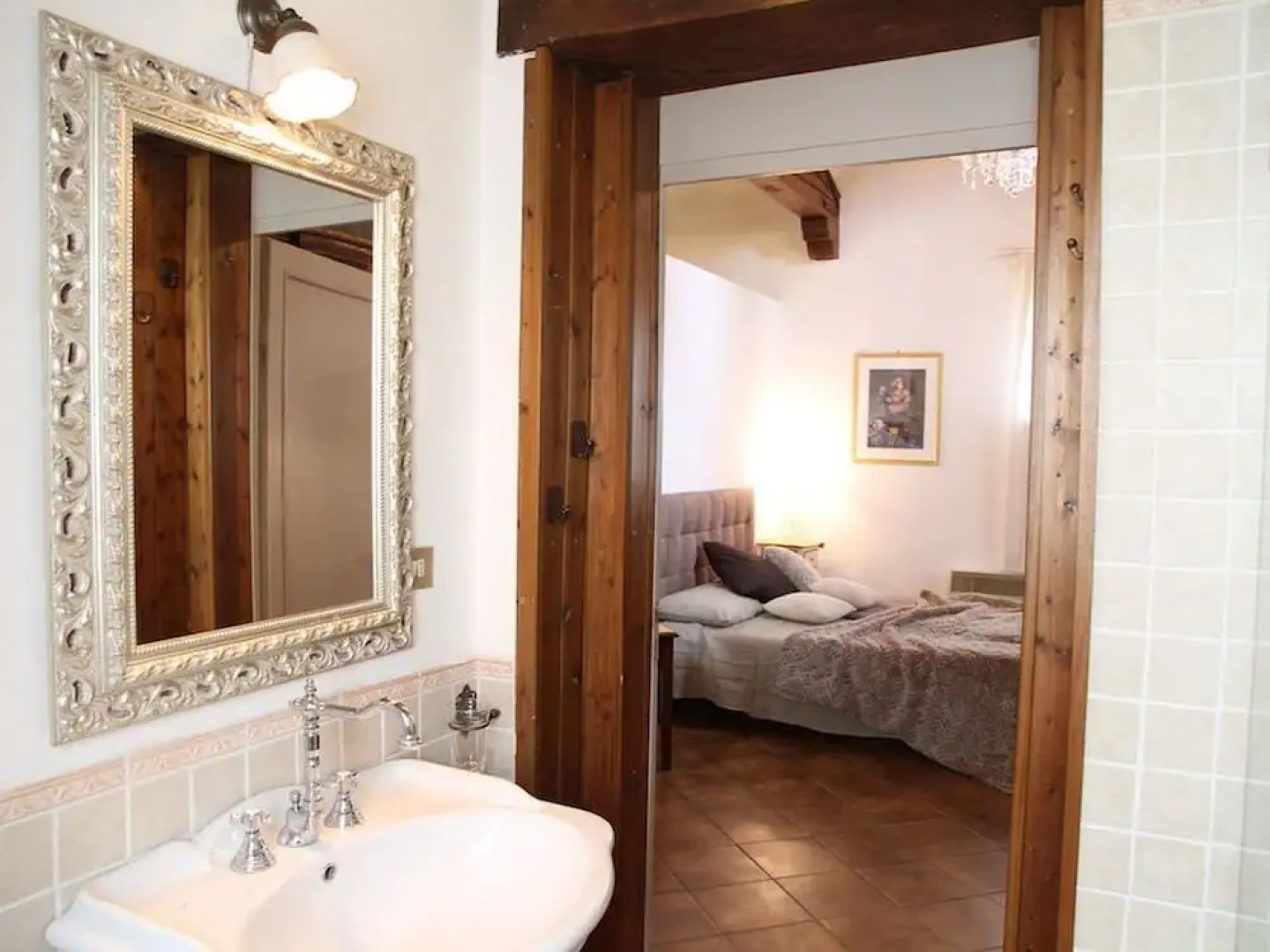 Spacious Cottage With Pool in Arezzo Italy