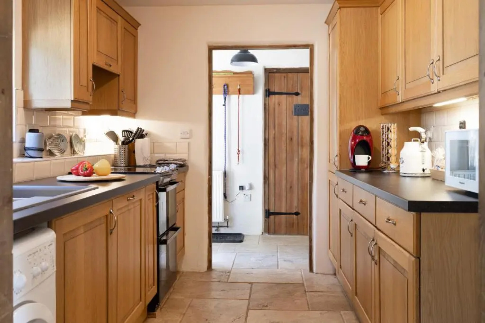 Berry Cottage - 4 Bedroom, Pet-Friendly Cottage Sleeping 8