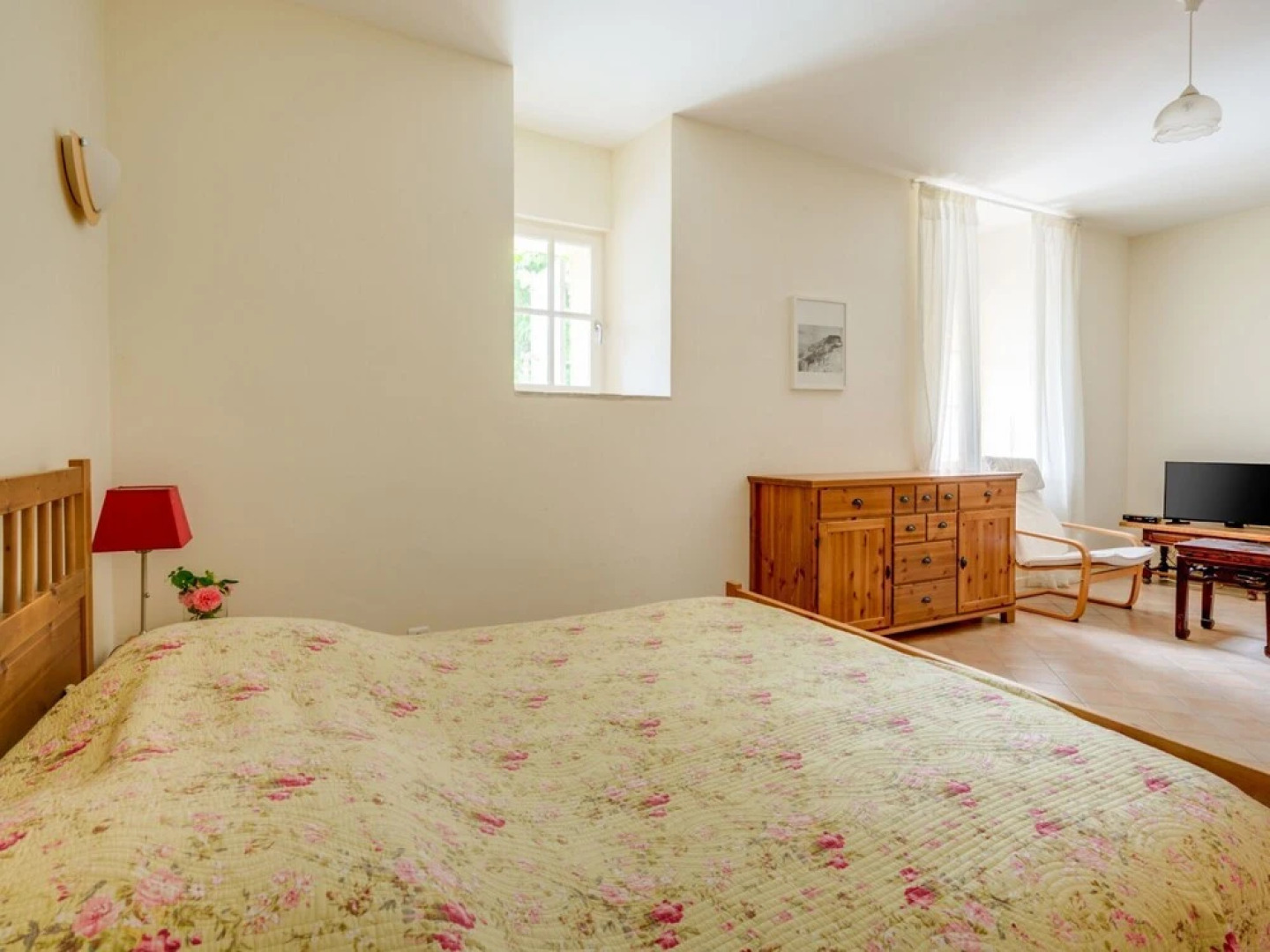 Secluded Holiday Home in Rustrel With Swimming Pool