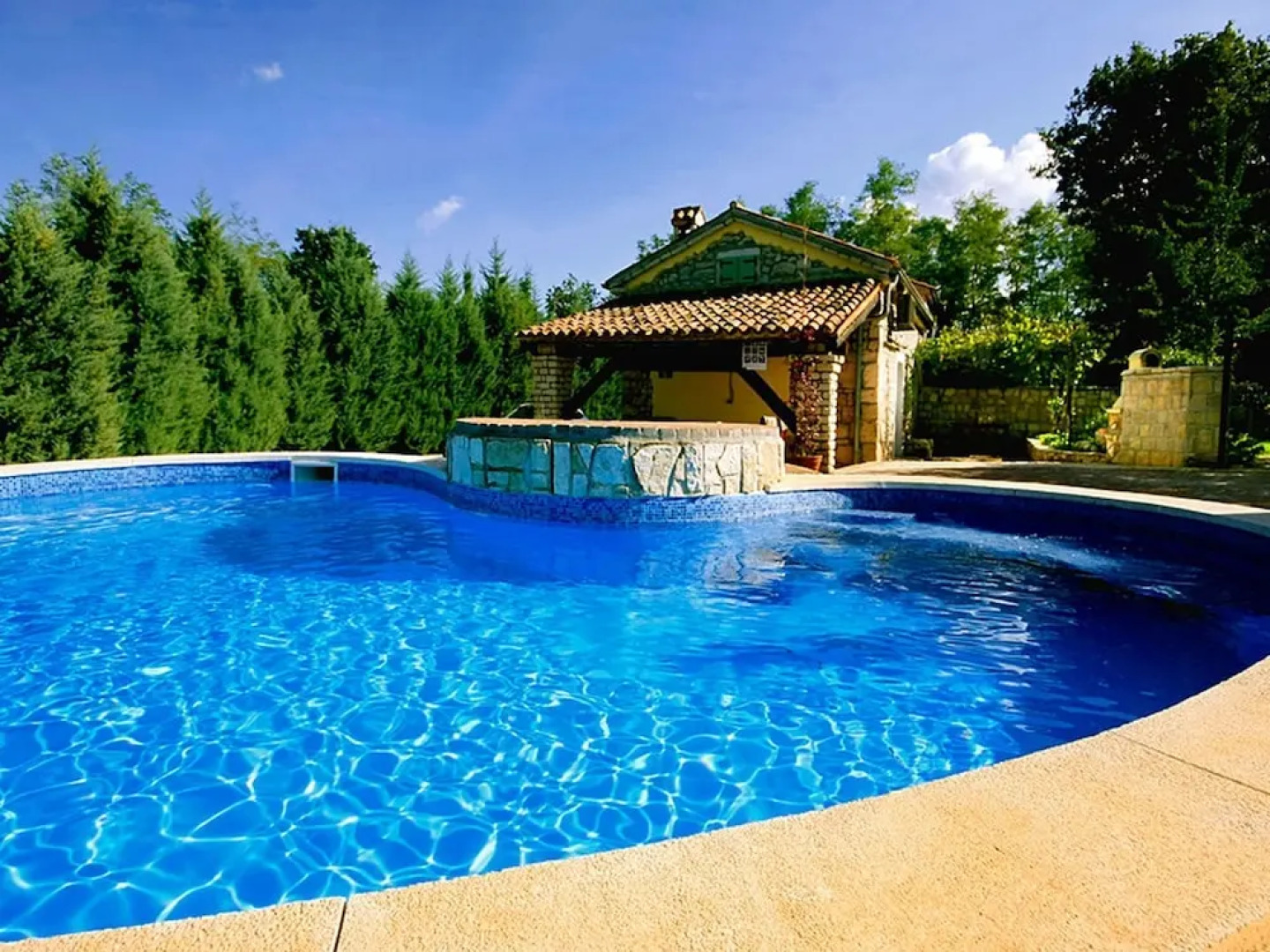 Cozy Holiday Home in Županici With Swimming Pool