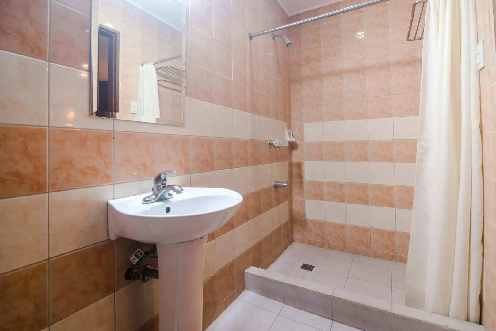 Oftana Suites Cebu near Oakridge