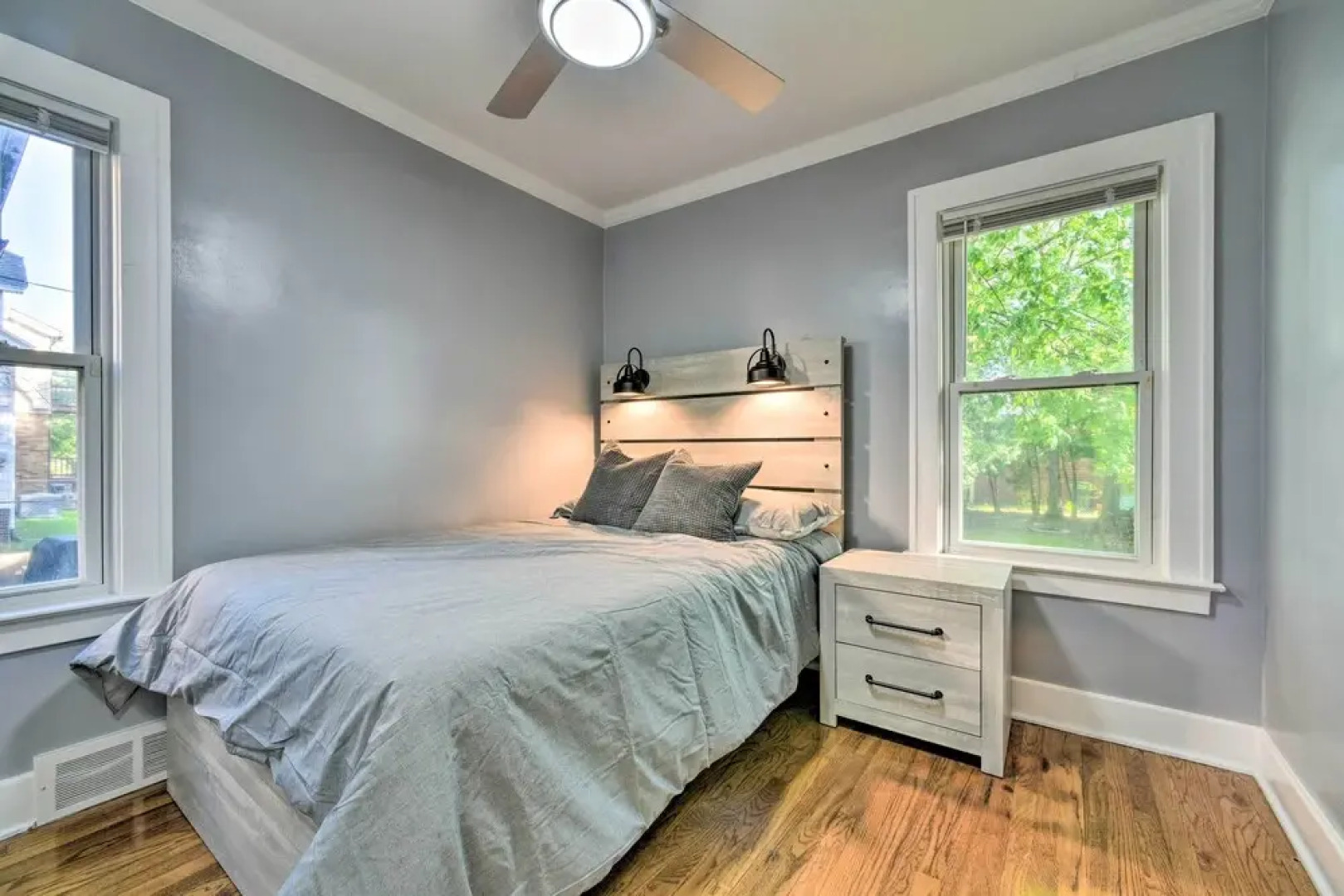 Historic Dearborn Home: 13 Mi to Downtown Detroit!