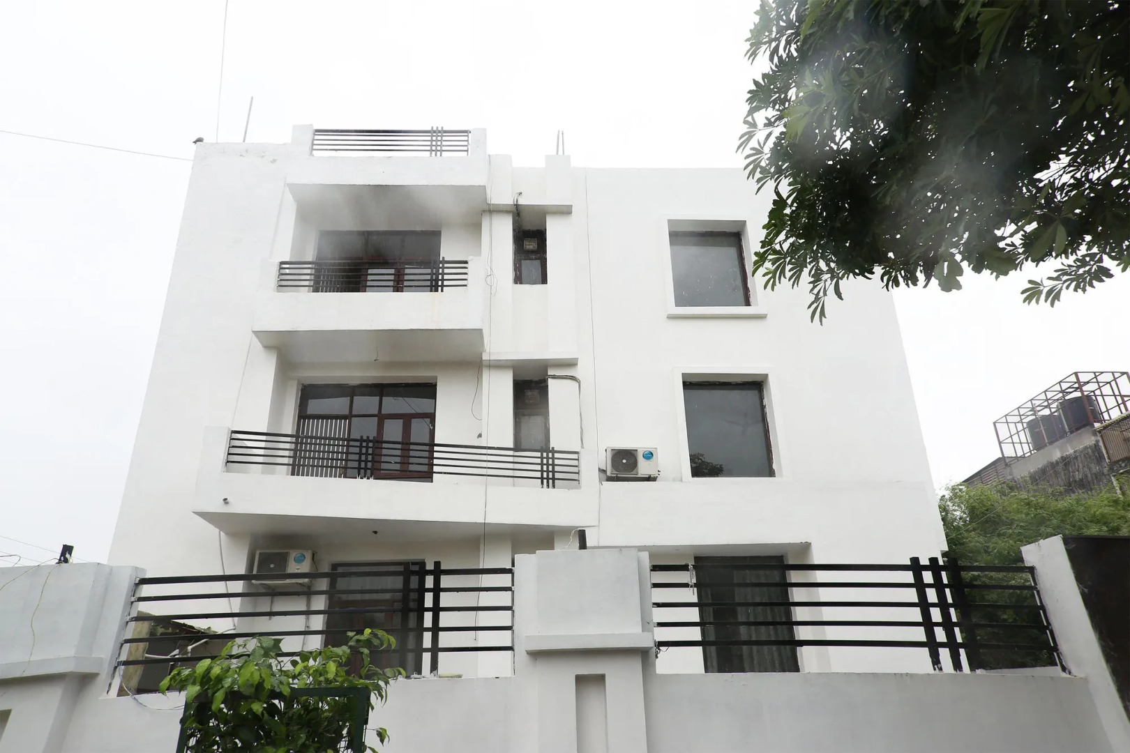 OYO 15929 Comfort Residency