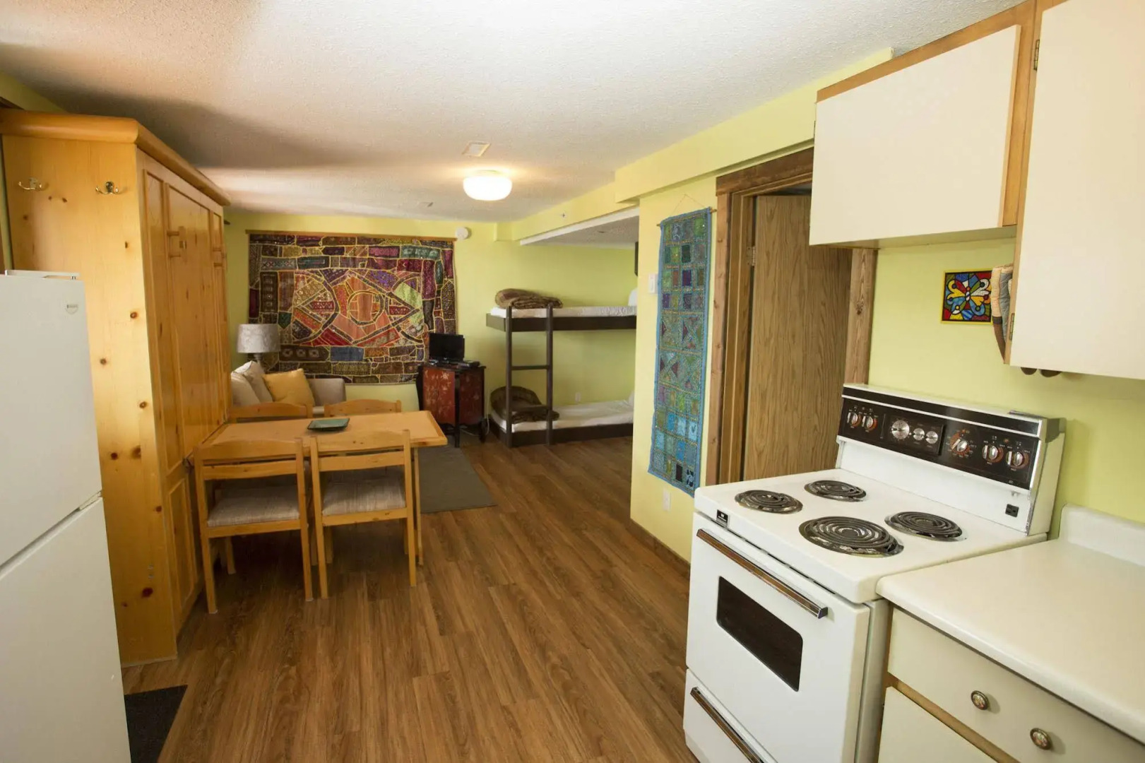 The Pinnacles Suite Hotel