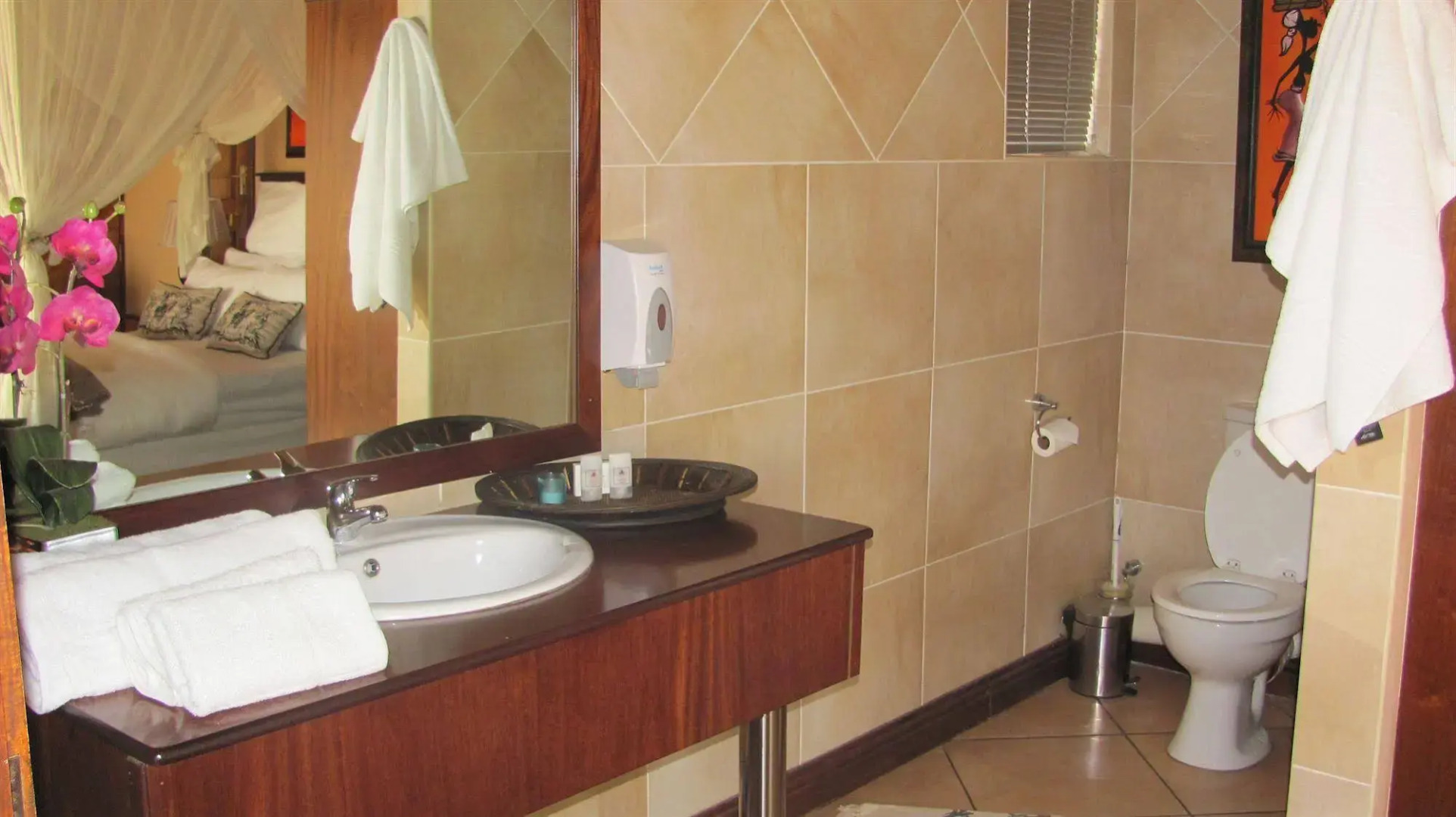 Flamingos Nest Guest House