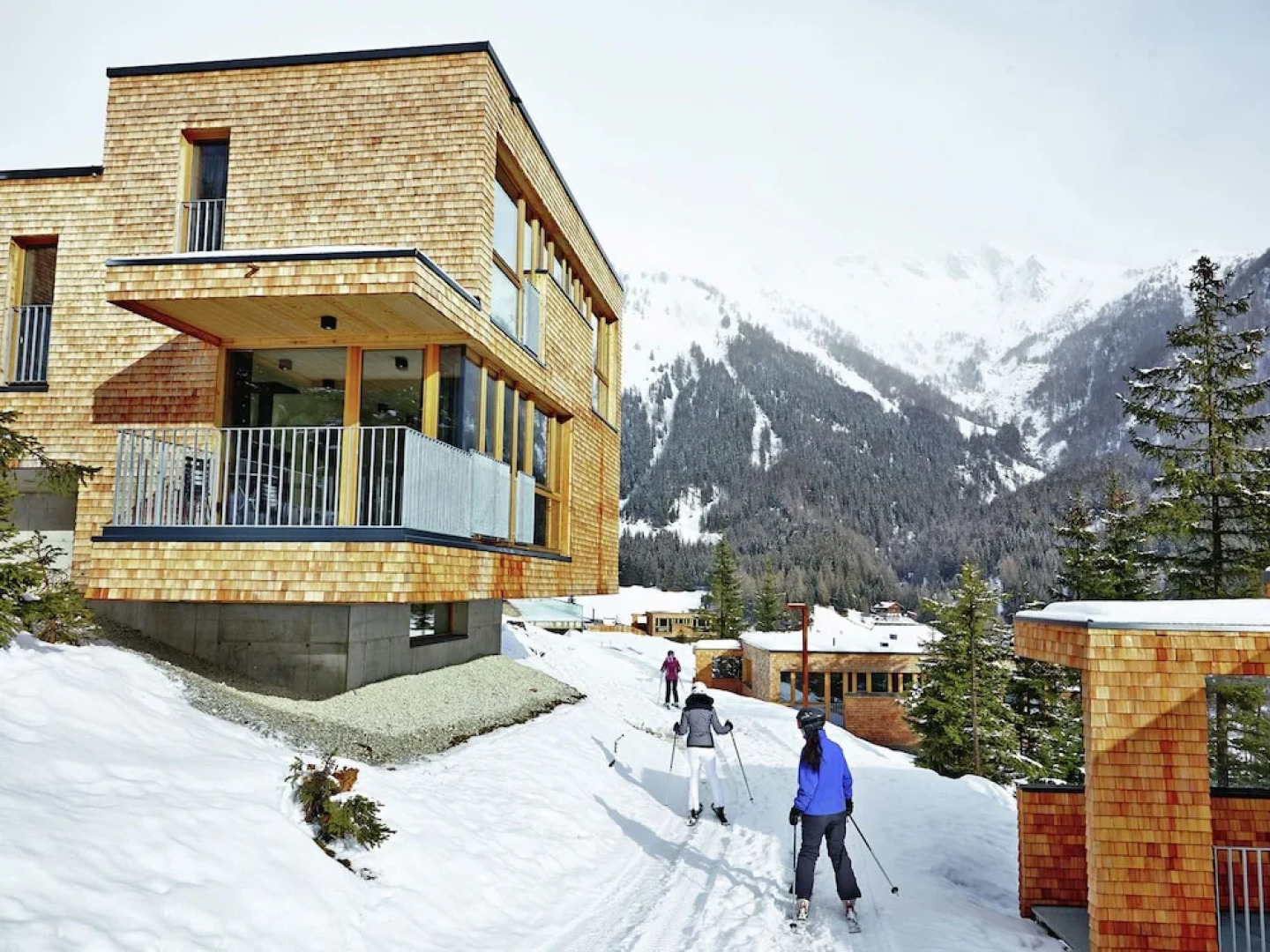 Welcoming Apartment With Infrared Sauna, Terrace, Garage