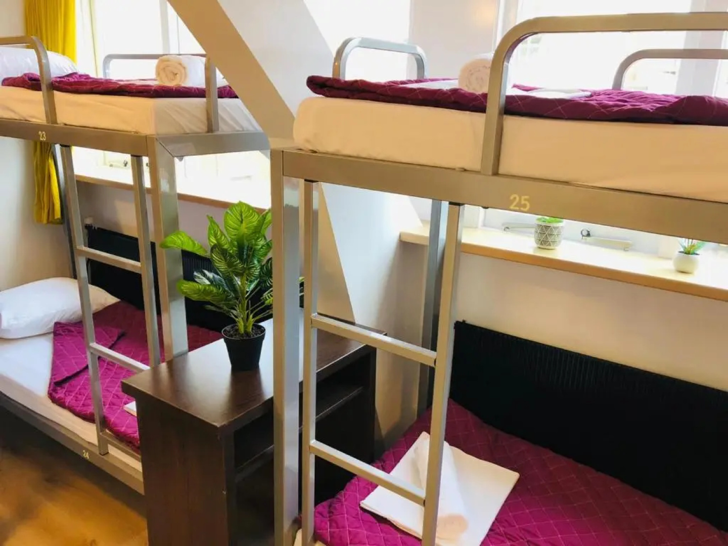 Room mate Hostel