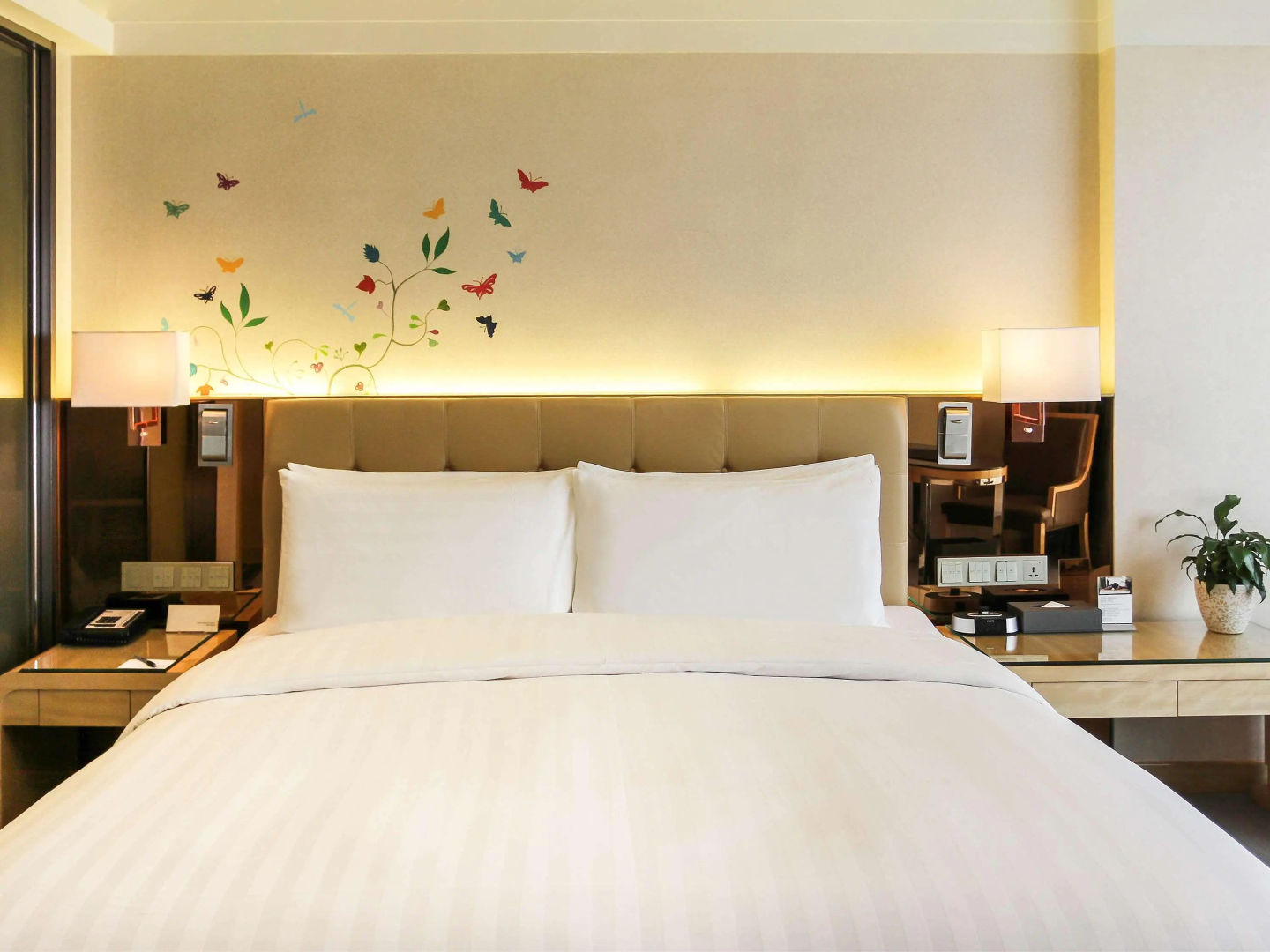 Pullman Linyi Lushang