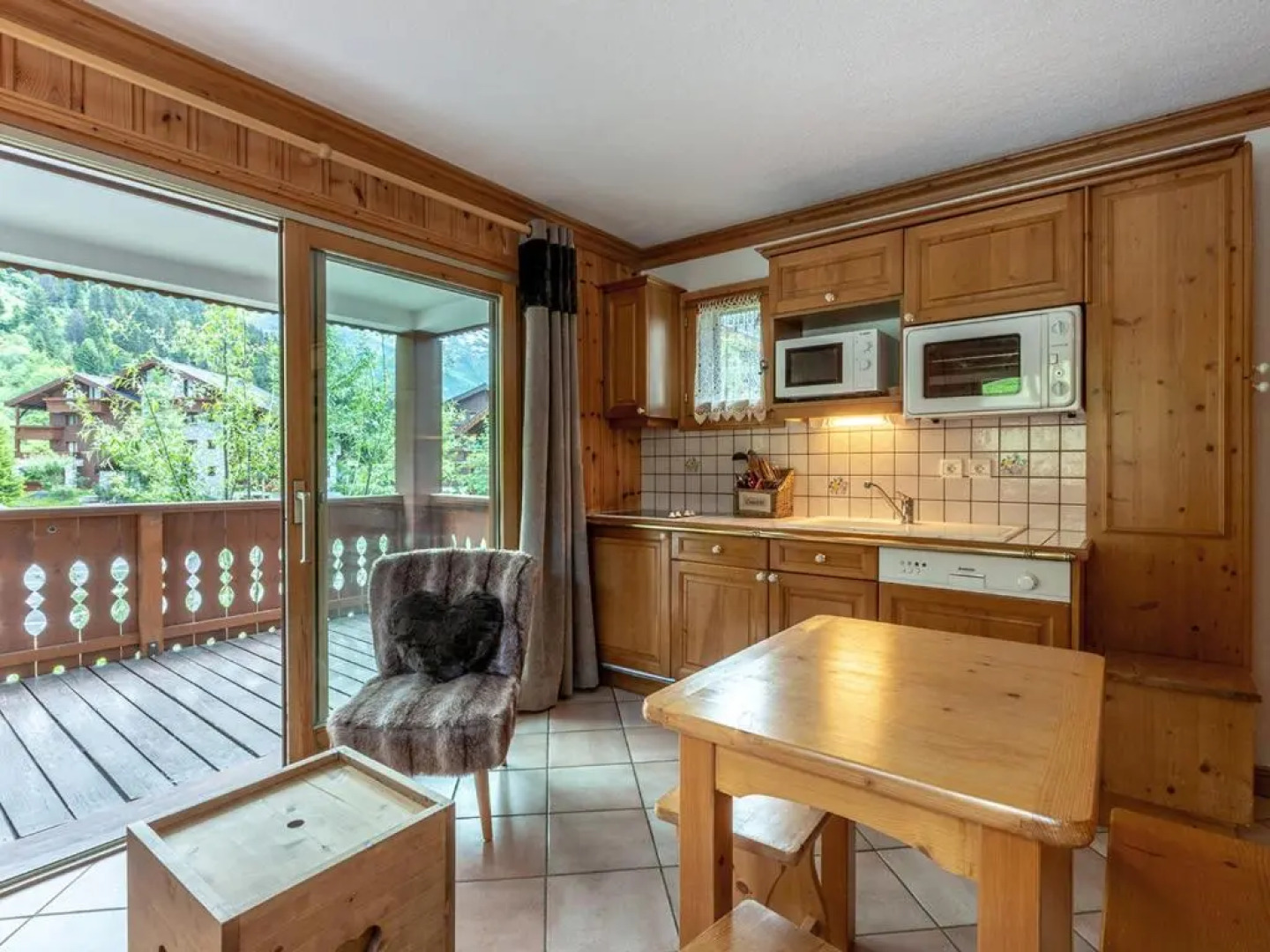 Appartement Méribel, 2 Pièces, 6 Personnes - Fr-1-355-9