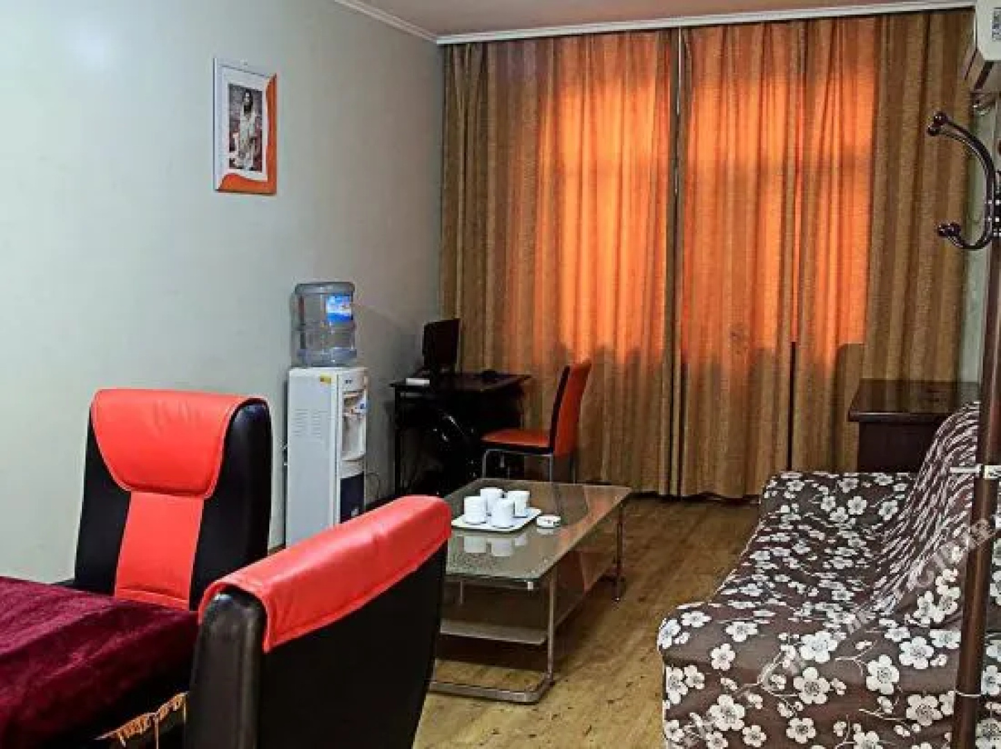 Fangyuan Express Hotel (Neixiang)