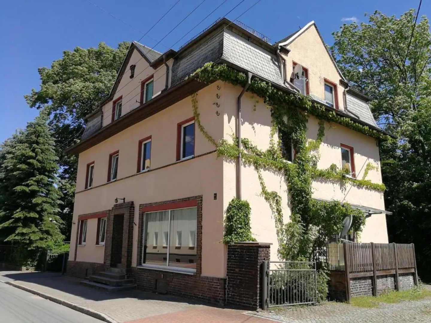 Spartan Oelsnitz am Hegebach for 6 with Netflix Self Check-in