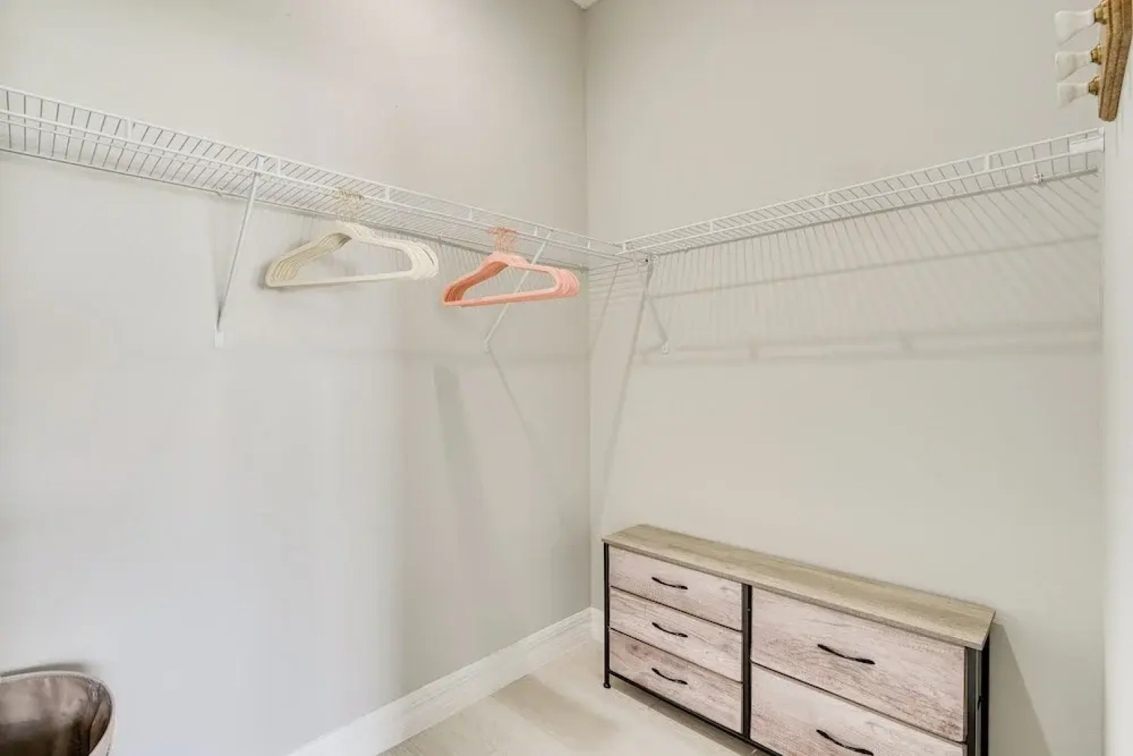 3 Mi to Lakefront Beach: St Cloud Apt