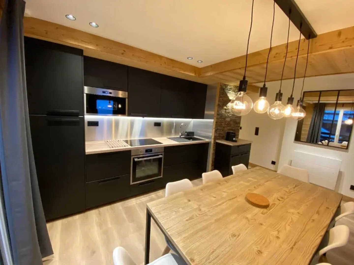 L'Etesy, rénové en 2021, pied des pistes et spa