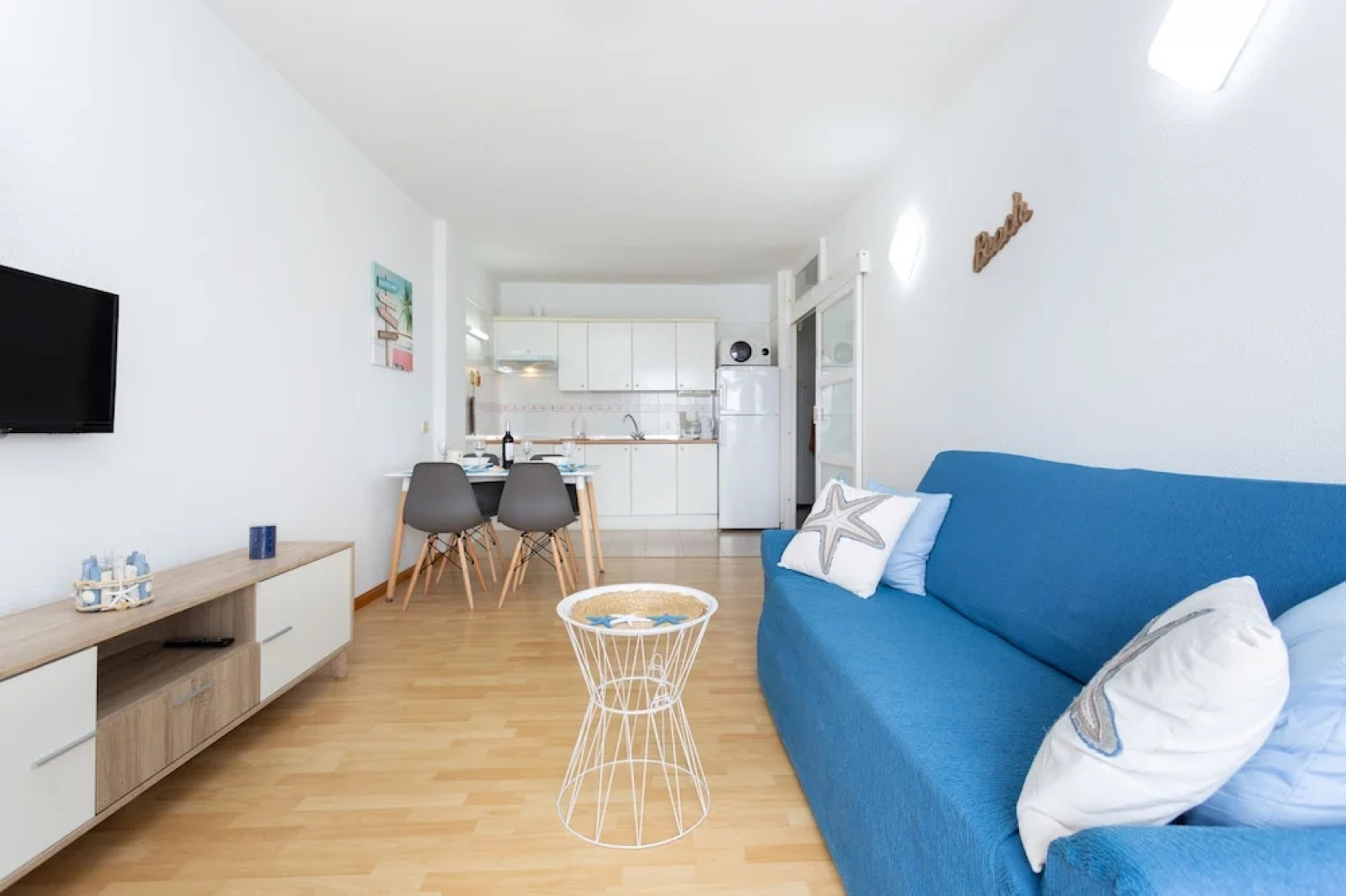 Frontline Bajamar with pool & gym