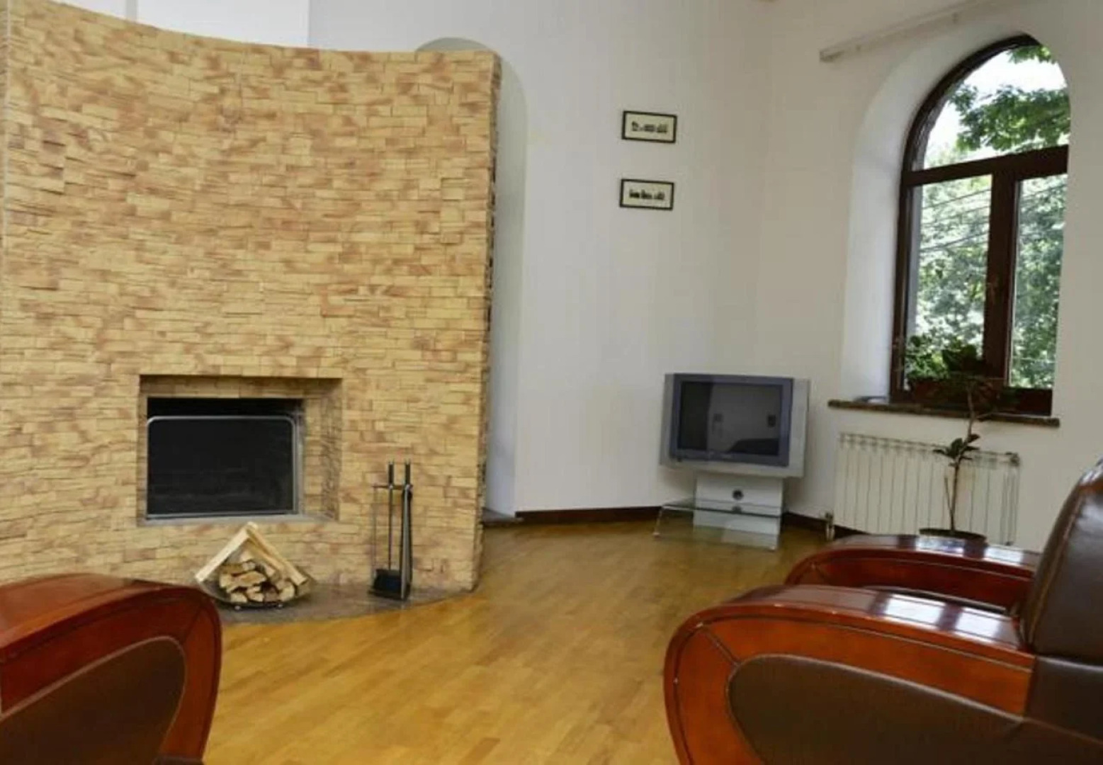 Сити Отель (City Hotel)